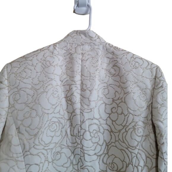 Talbots Women's Cream and Gold  Floral Print Blazer Jacket Size 12 - Picture 4 of 8